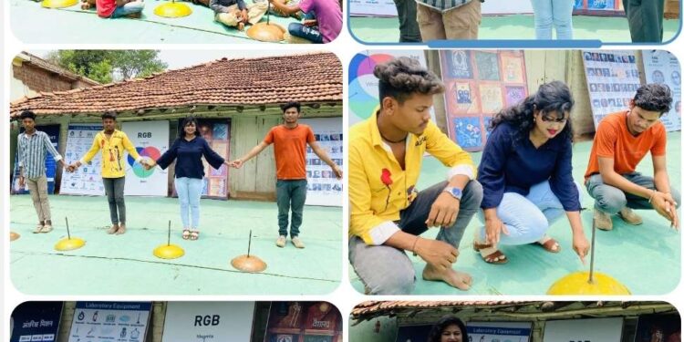 जीरो शैडो डे का विज्ञान बताने सारिका ने लगाई विज्ञान चौपाल  साया का साथ छोड़ने का उत्‍सव मनाया बच्‍चों के साथ सारिका ने