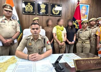 सोशल मीडिया में अश्लीलता फैलाने वाली गिरफ्तार