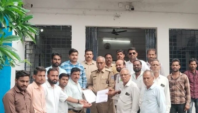 प्रदेश कांग्रेस अध्यक्ष जीतू पटवारी पर झूठी FiR को”निरस्त”की कांग्रेसीयो ने की मांग..!