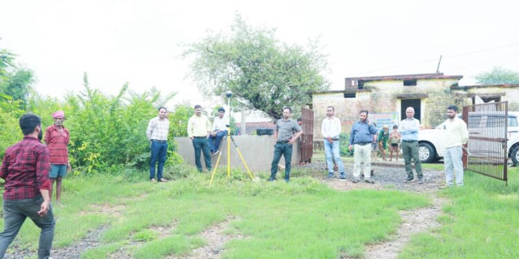 प्रदेश में पहली बार पौधरोपण के लिए अत्याधुनिक तकनीक का किया जाएगा उपयोग, ऐप के माध्यम से महिला हितग्राहियों का होगा चयन  15 अगस्त से “एक बगिया माँ के नाम” अंतर्गत शुरू होगा पौधरोपण  स्व-सहायता समूह की महिलाओं की निजी भूमि पर विकसित की जाएगी फलोद्यान बगिया