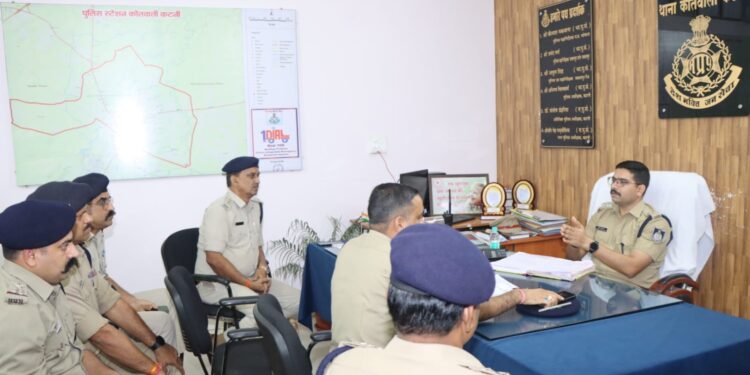 कोतवाली थाना निरीक्षण : पुलिस अधीक्षक ने व्यवस्थाओं की समीक्षा कर दिए सख्त दिशा-निर्देश*
