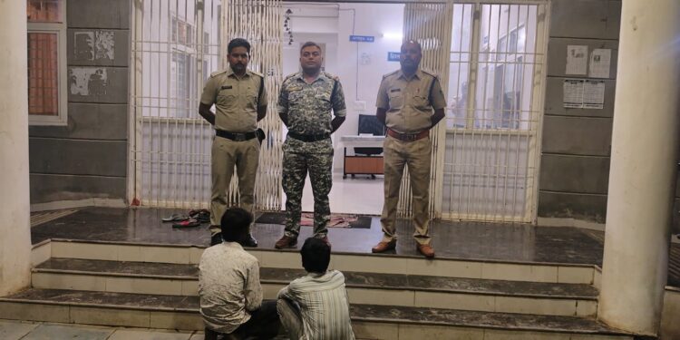 *लम्बे समय से फरार पशु क्रूरता अधिनियम के दो आरोपी स्थाई वारंटियो को बरही पुलिस ने ग्राम जुगिया काप थाना एन. के.जे. कटनी से किया गिरफ्तार कर भेजा जेल