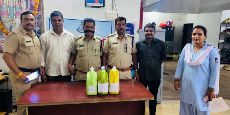 स्लीमनाबाद पुलिस की अवैध शराब एवं महुआ लहान पर कार्यवाही –