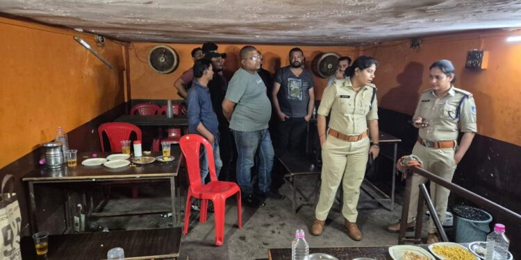 अवैध शराब बिक्री व ढाबों में शराब परोसने के विरुद्ध कार्रवाई  6 ढाबा संचालक पकड़े गए शराब पिलाते हुए, 3 पर शराब बिक्री करते हुए FIR दर्ज