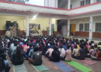 थाना उमरिया पान* पुलिस द्वारा नेताजी सुभाष चंद्र बोस छात्रावास, उमरिया पान में नशा मुक्ति जनजागरूकता कार्यक्रम का आयोजन किया गया