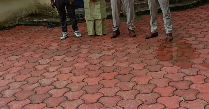 बहोरीबंद पुलिस ने एक साल से गुमशुदा नाबालिग बालिका को नरसिंहपुर से दस्तयाब कर परिजनो को किया सुपुर्द ।
