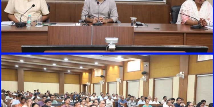 कलेक्‍टर श्री यादव ने समय-सीमा बैठक में की सीएम हेल्पलाइन,  सीएम मॉनिट, समय-सीमा पत्रों,  मूंग एवं उड़द उपार्जन की समीक्षा  लापरवाही बरतने वाले 5 अधिकारियों को कारण बताओ नोटिस जारी करने व 3 खाद्य सुरक्षा अधिकारी के वेतन आहरण पर रोक लगाने के दिए निर्देश