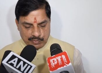 मुझे प्रसन्नता है कि कल 4 जुलाई को हम प्रदेश में 12वीं कक्षा में 75% या उससे अधिक अंक प्राप्त करने वाले 94,234 विद्यार्थियों को लैपटॉप के लिए प्रत्येक विद्यार्थी ₹25 हजार की प्रोत्साहन राशि देंगे।