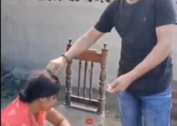 भतीजे से चाची की मांग भरवाकर कराई शादी !! दुनिया चली तबाही की ओर !! ये लगातर एक के बाद एक शर्मनाक घटनाओं को देखने से लगता