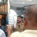 आर.टी.ओ प्रभारी की वसूली से परेशान भारी वाहन चालक ने वाहन को बीच सड़क में खड़ा करके जताया विरोध