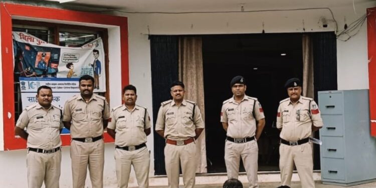 *शराब पिलाने वालों पर थाना माधवनगर पुलिस की कार्यवाही*