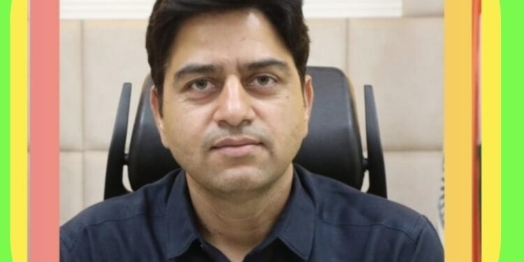 कलेक्टर श्री यादव ने आदतन अपराधी को 3 माह तक कोतवाली थाना में उपस्थित होने के दिए निर्देश