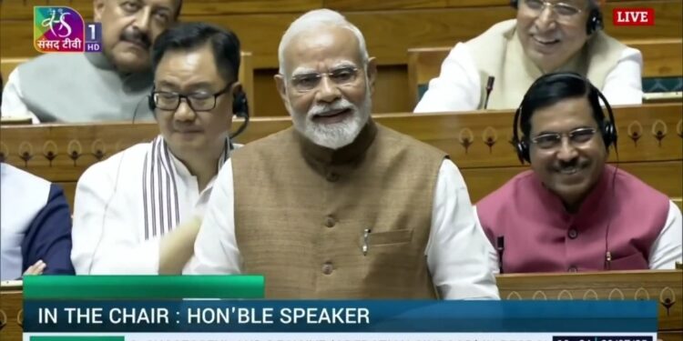 लम्हों ने खता की और सदियों ने सजा पाई…  आज जो पूछ रहे हैं, “POK को वापस क्यों नहीं लिया?” वो पहले जवाब दें, “किसकी सरकार ने पाकिस्तान को POK पर कब्जा करने का अवसर दिया था?  आजादी के बाद से लगातार कांग्रेस द्वारा लिए फैसलों की सजा आज तक देश भुगत रहा है।