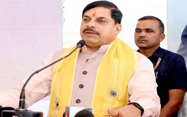 प्रधानमंत्री श्री मोदी का मन की बात कार्यक्रम देशवासियों से सीधे संवाद का प्रभावी माध्यम : मुख्यमंत्री डॉ. यादव