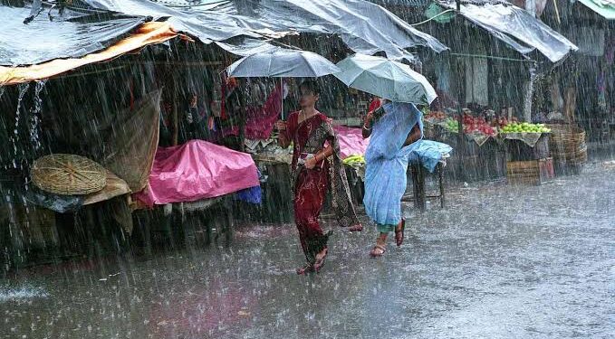 MP में अगले 4 दिन तक होगी भारी बारिश, 18 जिलों में जारी किया गया अलर्ट