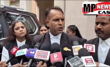 सरकारी स्कूल की छात्राओं से दो मेल टीचरों के पेशाब के लिए बोतल लाने की अशोभनीय मांग पर PMO ने लिया संज्ञान, राज्य सरकार को जांच के आदेश