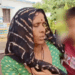 एक बार फिर डॉक्टर रहे नदारद, घंटों वृद्ध महिला पोते को गोद मैं लिए इलाज के लिए भटकती रही,,,