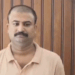 खुद को सीबीआई अफसर बताकर पुलिस की वर्दी में लोगों से ठगी करने वाले एक फर्जी अधिकारी को वृंदावन पुलिस ने गिरफ्तार कर लिया है।
