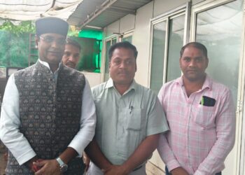 विधायक के प्रयासों से मिली 11 करोड़ 25 लाख पुल की सौगात सगंवा पुल लालपुर ग्राम पंचायत के बीच पुराना पुल क्षतिग्रस्त होने के कारण लोगों को हो रही दिक्कत दूर होगी
