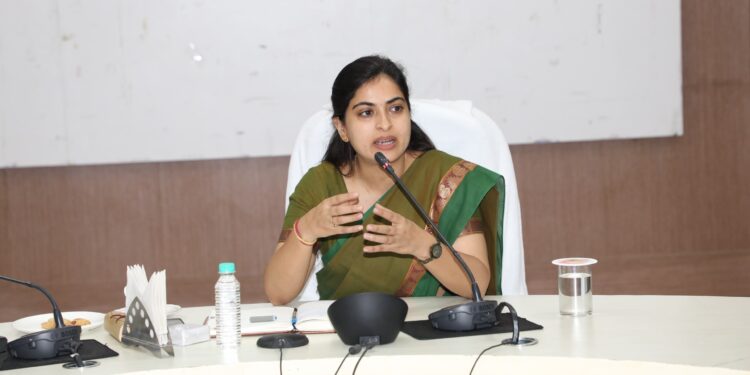 कलेक्टर ने 3 व्यक्तियों के विरुद्ध राज्य सुरक्षा अधिनियम के तहत प्रतिबंधात्मक आदेश किए जारी …