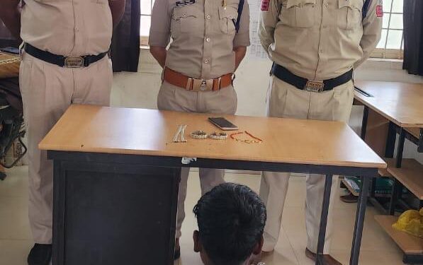*झिंझरी चौकी पुलिस थाना माधवनगर द्वारा चोरी की वारदात का खुलासा, आरोपी गिरफ्तार*