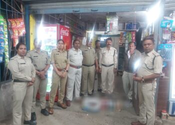 *आबकारी दल की छिंदवाड़ा शहर के अवैध शराब के ठिकानों पर छापेमार कर्रवाई*