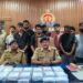 *थाना कोतवाली कन्नौज पुलिस द्वारा ऑनलाइन गेमिंग के जरिये लोगों से साइबर ठगी करने वाले गैंग के 10 शातिर अभियुक्तगण को किया गया गिरफ्तार । कब्जे से 13 अदद मोबाइल,18 अदद क्रेडिट व ड़ेबिट कार्ड,02 अदद कार तथा 01 लाख 76 हजार रूपये नगद सहित ठगी में प्रयुक्त अन्य सामग्री बरामद।*