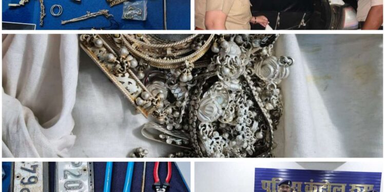 थाना रीठी से चोरी कर दवे पांव भाग रहे चोरो को माल मशरुका व कटर, पेचकस,प्लास संहित थाना बाकल पुलिस ने धर दबोचा