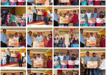 सर्वोदय फाउंडेशन द्वारा गरीब महिलाओं को वितरित की गई सिलाई मशीन महिलाओं के चेहरे खिले
