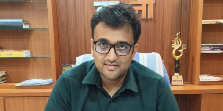 *”स्वच्छता ही सेवा”*  *17 सितंबर से 2 अक्टूबर तक “स्वच्छता ही सेवा” अभियान के तहत होगी साफ- सफाई की गतिविधियां*   *जिला पंचायत के सीईओ श्री गेमावत ने जनपद पंचायतों के सीईओ को दिए निर्देश*