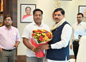 बड़वारा विधायक ने मुख्यमंत्री से मुलाकात कर क्षेत्रीय विकास पर चर्चा की