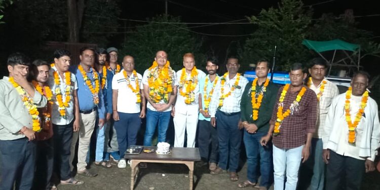 जागरूकता समिती ने सामाजिक कार्यों में सक्रिय लोगों का किया सम्मान
