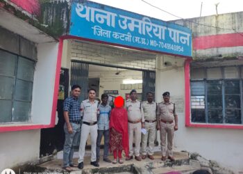 पुलिस के द्वारा गुम हुई 16 वर्षीय बलिका को 48 घंटे में तलाश कर परिजनों को किया सुपूर्द , परिजनों के चेहरे खिले