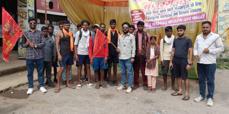 *विश्व हिन्दू परिषद बजरंग दल ने नवरात्रि में श्रद्धांलूयों के लिये शुरू की निशुल्क रसोई….!!*