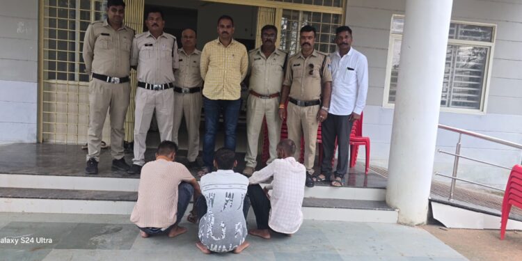 थाना रीठी पुलिस व्दारा विक्षिप्त युवक के साथ मारपीटकर मृत्यु कारित करने वाले 3 व्यक्ति गिरफ्तार