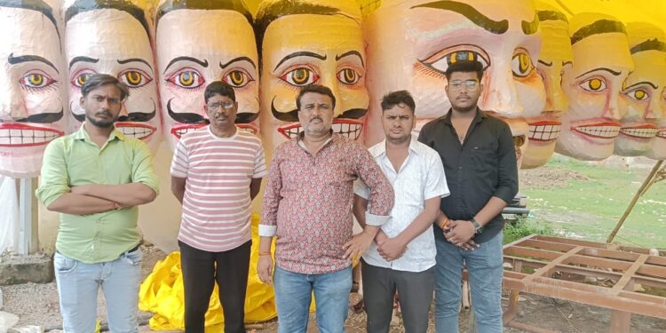 *💥दशहरा उत्साह💥*  *नगर निगम चौपाटी में 51 फिट ऊंचे रावण का होगा दहन*