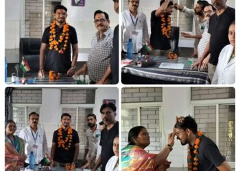 अंतर्राष्ट्रीय मानव अधिकार सुरक्षा संगठन के पदाधिकारी द्वारा नवागत डॉक्टर का किया स्वागत