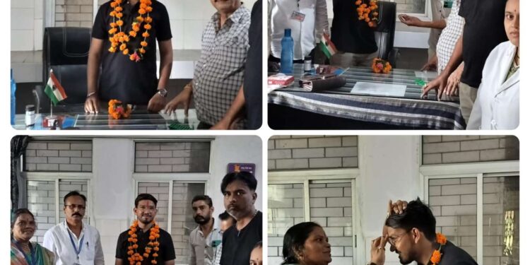 अंतर्राष्ट्रीय मानव अधिकार सुरक्षा संगठन के पदाधिकारी द्वारा नवागत डॉक्टर का किया स्वागत