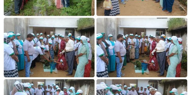 महिलाओं को संरक्षित खेती एवं नर्सरी प्रबंधन तथा कीटनाशक निर्माण एवं कृषि फार्म का भ्रमण कराया गया।