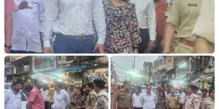 कलेक्टर एवं पुलिस अधीक्षक ने दुर्गा पूजा और दशहरा तैयारियों का लिया जायजा
