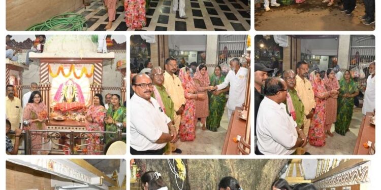 महापौर एवं निगमायुक्त ने जालपा माता मंदिर पहुंचकर लिया आशीर्वाद नगरवासियों के सुख-समृद्धि की कामना