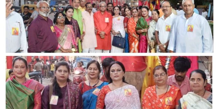 *कटनी के ऐतिहासिक चल जुलूस में महिला कांग्रेस नेत्रियों और वरिष्ठ कांग्रेसजनों की सहभागिता*