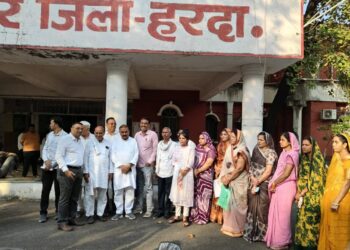 सिराली नगर परिषद में मची है हलचल अपनी ही पार्टी के अध्यक्ष को हटाने में लगे हैं पार्षद