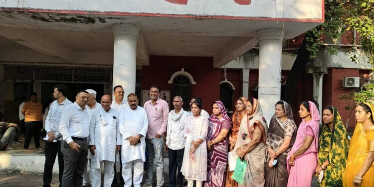 सिराली नगर परिषद में मची है हलचल अपनी ही पार्टी के अध्यक्ष को हटाने में लगे हैं पार्षद