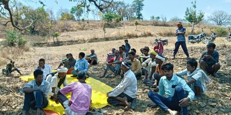 *पेसा ग्राम सभा पारम्परिक रूप से निपटा रहे है जमीनी विवाद*