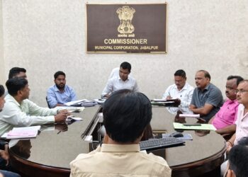 *स्पेशल कैम्पेन 5.0* *स्वच्छता और कार्यालय प्रबंधन की गुणवत्ता में सुधार लाने ‘‘स्मार्ट ऑफिस प्रतियोगिता’’ का आयोजन आज से 31 अक्टूबर तक – निगमायुक्त*  *प्रतियोगिता में संभागीय कार्यालयों के साथ-साथ मुख्यालय के समस्त विभागीय कार्यालयों को किया गया है सम्मिलित*