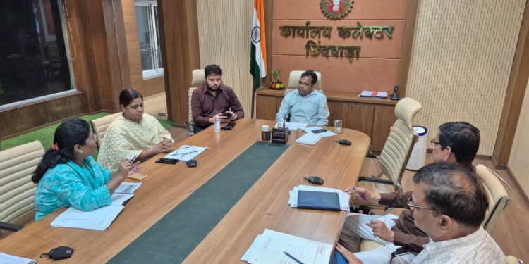 *कलेक्टर ने की खाद्य एवं आपूर्ति विभाग की समीक्षा*  *खाद्यान्न का सुचारू एवं पूरी पारदर्शिता के साथ समय पर वितरण हो सुनिश्चित – कलेक्टर*