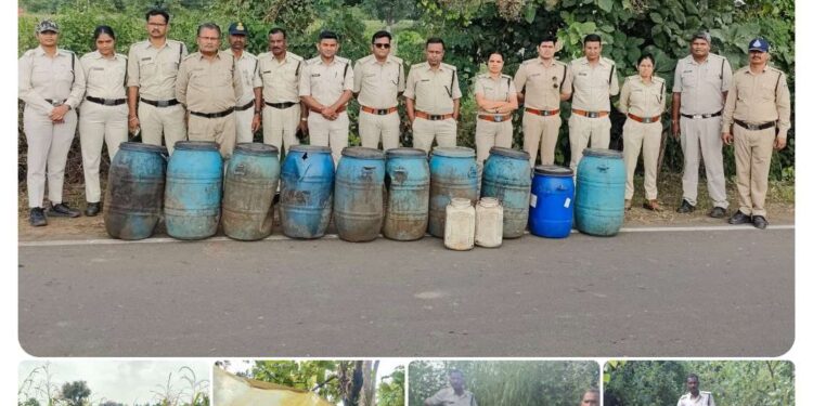 *आबकारी विभाग की कार्रवाई में 7.4 टन महुआ लाहन नष्ट, 60 लीटर हाथ भट्टी मदिरा जब्त* *किसी भी स्थान पर गैस सिलेंडर से अवैध शराब बनाने का मामला नहीं पाया गया*