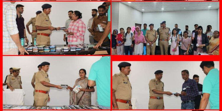 *सर्विलांस टीम द्वारा खोए हुए 222 मोबाइल (अनुमानित कीमत लगभग 45 लाख रूपये) बरामद कर उनके मालिकों को सुपुर्द किये गये ।*