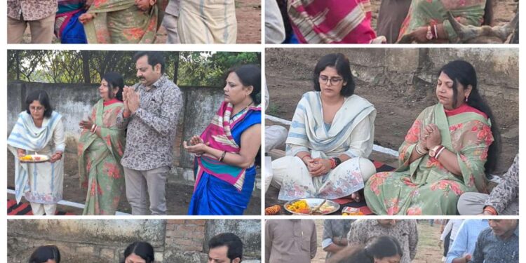 महापौर, निगमाध्यक्ष एवं आयुक्त ने विधि-विधान से किया गोवर्धन पूजन, गौ सेवा कर प्राप्त किया पुण्य लाभ